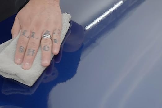 Koch-Chemie - Heavy Cut Coarse Polishing Compound v2- Silicone-Oil-Free; Fast Reworking of Heavily Weathered Paintwork and Deep Scratches; Ideal for Soft and Scratch-Proof Paint (5 Liter)
