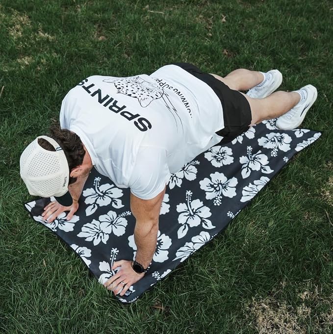 Sprints Athletic Running Towel, Full-Sized, Car Seat Cover - Performance Microfiber (Flex on the Beach - Black w/Snaps)