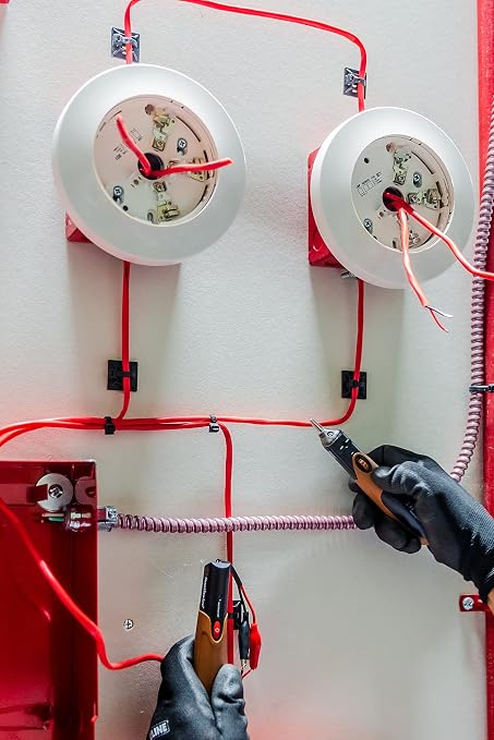 Southwire Contractor Tone Probe Kit - Fast Cable Tracing Behind Walls - On-Board Test Lead Storage - Flashlight - Signal Strength Indicator - Nylon Case
