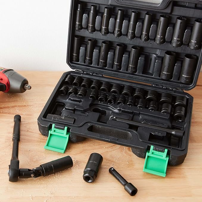Amazon Basics 46-Piece 3/8-Inch Drive Socket Set with 6 & 12 Point Sockets, 72 Teeth Ratchet, SAE & Metric Sizes, Extension Bars, Universal Joint, Carrying Case