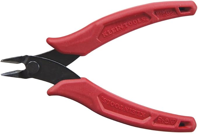 Klein Tools ET270 Auto-Ranging Digital Multi-Tester, AC/DC, Resistance, Continuity & D275-5 Pliers, Diagonal Cutting Pliers with Precision Flush Cutter is Light