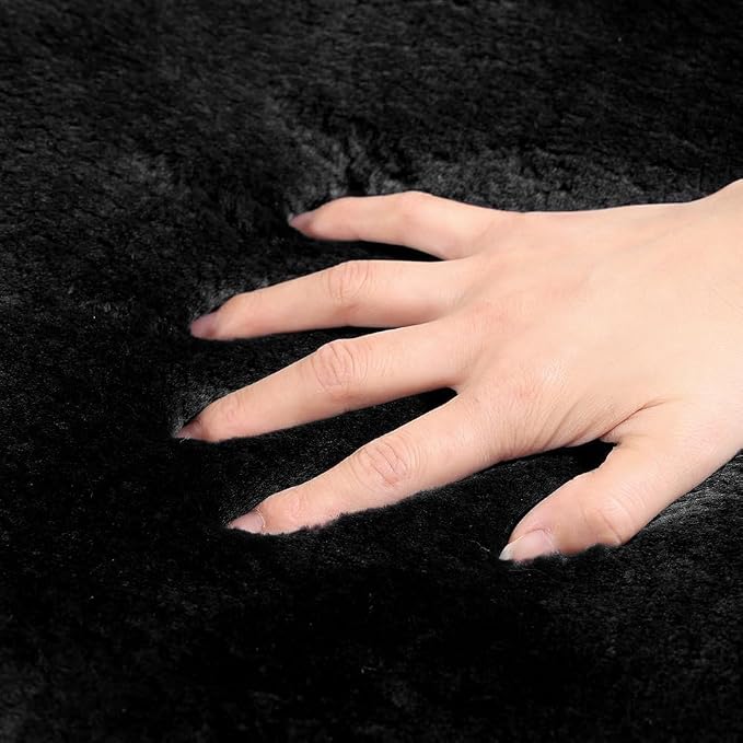 Fluffy Fur Sheepskin Car Seat Cover Automotive Interior Accessories Seat Covers Accessories Seat Cushions， Soft Natural Pure Wool ，Universal Fits Most Cars SUVs (Black, Universal Fit，Pack of 2)