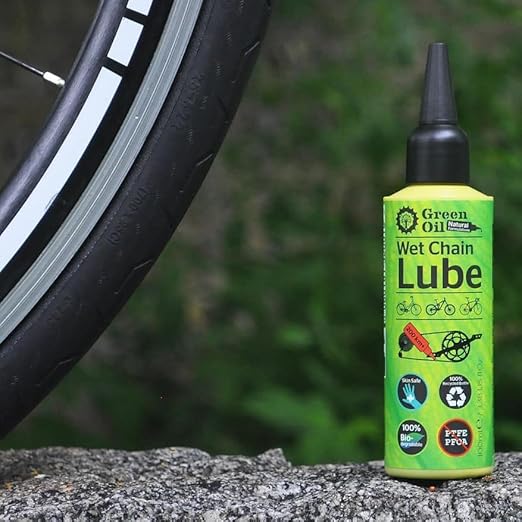 GREEN OIL Cycle Chain Lube, 100 ml, Suited for All Bikes, Wet & Dry Conditions, Biodegradable, Natural, Eco Friendly, Skin Safe, Free of PTFE PFOA Palm Oil Petroleum, Award-Winning Lube, Made in UK