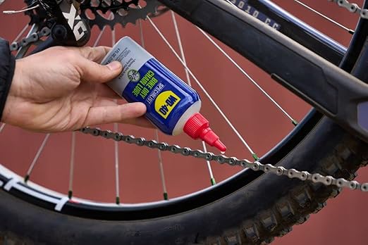 WD-40 Specialist Bike Degreaser & Dry Chain Lube Bundle (10 OZ, 4 OZ)
