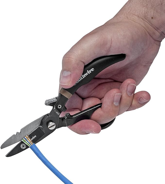 Southwire 59724340 ESP-KIT Electrician Splicing Kit with Boot Knife, ESP Scissors, LED Pen Light, Marking Pen, and Rugged Leather Pouch, Comfort Grip Handles, 1 Kit