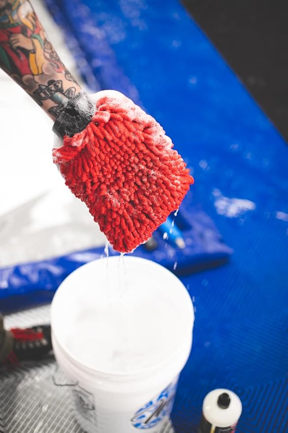 The Rag Company - Premium Chenille Microfiber Knobby Wash Mitts - Perfect for Car Washing and Detailing; Scratch-Free, Lint-Free, Double-Sided, Plush, and Absorbent; Red (2-Pack)