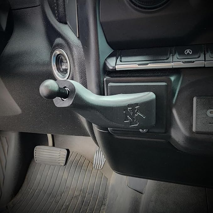 Smash Mount Twist - Raido, Dashboard Silverado Phone Mount 2019, 2020, 2021, Cellphone Holder, Dashboard Accessories, Driver Side Mount (Standard)