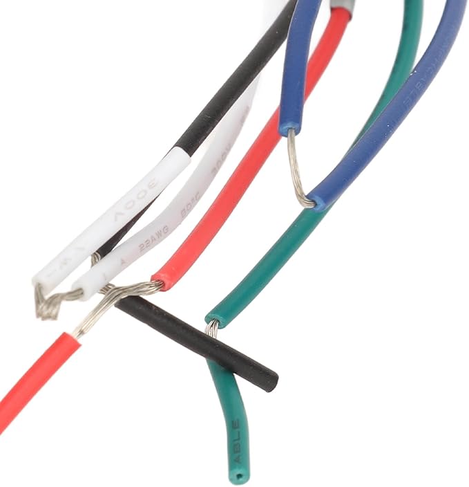 Car Backup Camera Splitter Switch 4 Input, 1 Output Intelligent Car Video Switcher Converter Comes with Remote Control