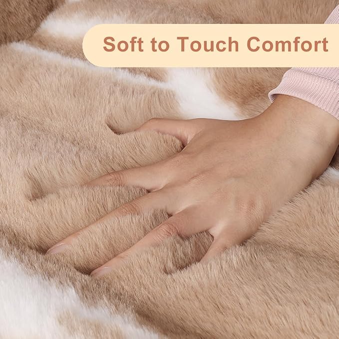 Faux Sheeskin Car Seat Cover, 1 Piece Front Fluffy Cute Red Fur Car Seat Cover for Fuzzy Soft Auto Universal Plush Vehicle Seat Protector Pad Accessories Home and Office Chair
