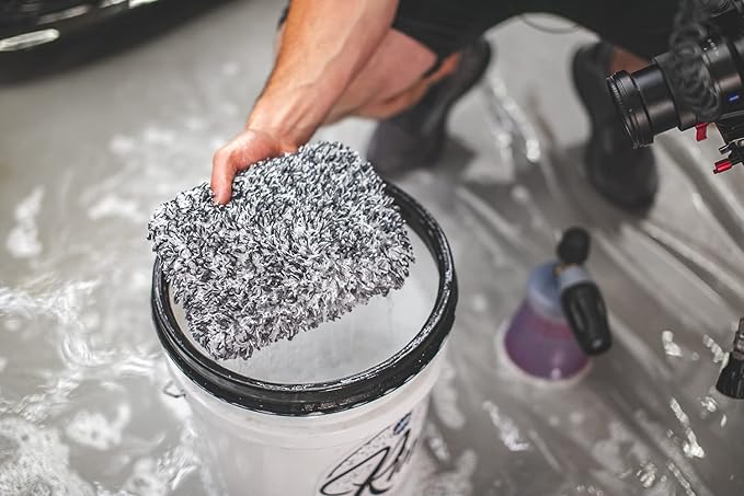 The Rag Company - The Cyclone Ultra Wash Mitt + Cyclone Ultra Wash Pad 6in x 8in Combo Pack - Microfiber Blend, Twist Loop Interior Liner Ideal for Foam, Soap + Bucket, & Rinseless Washing Methods