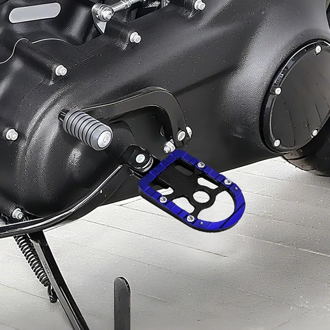 Motorcycle Foot Pegs Male Mount Footrests Offroad Floorboards Fit for Harley Touring Electra Glide Road Glide Road King Dyna Sportster (Blue Edge)