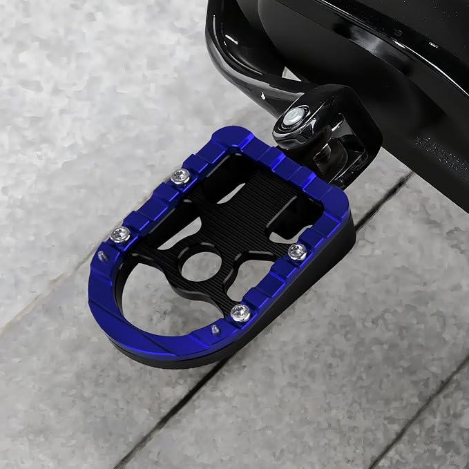 Motorcycle Floorboards Passenger Footboards Wide Foot Pegs Board Pedal Compatible with Touring Electra Road Street Glide Softail Road King Blue Edge