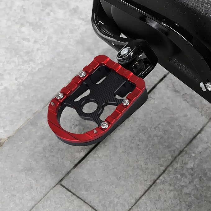 Motorcycle Floorboards Passenger Footboards Wide Foot Pegs Board Pedal Compatible with Touring Electra Road Street Glide Softail Road King Red Edge