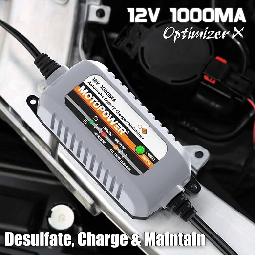 MOTOPOWER MP0515A 12V Car Battery Load Tester with MP00205B 12V 1000mA Battery Charger Maintainer