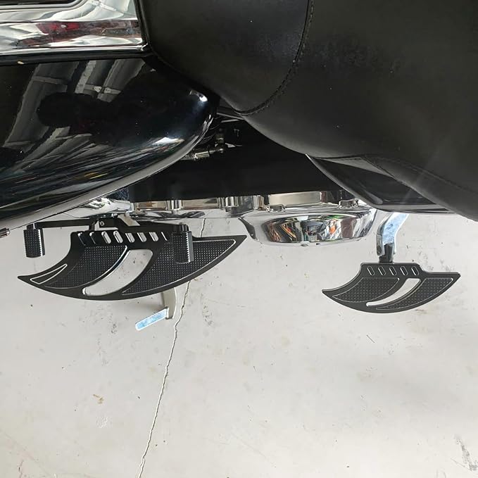 Motorcycle Floorboards CNC Tomahawk Footboards Footpegs Fit for Harley Touring Electra Glide Street Glide Road Glide Softail Dyna (F+R Floorboards Set (Black))