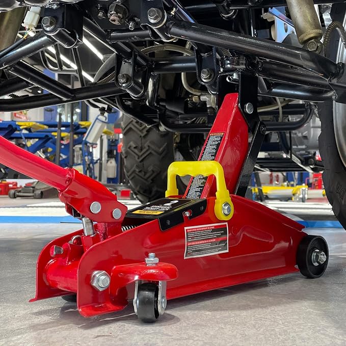 Big RED Torin Hydraulic Trolley Service/Floor Jack with Blow Mold Carrying Storage Case, 1.5 Ton (3,000 lb) Capacity, Red,TAM820014S-1