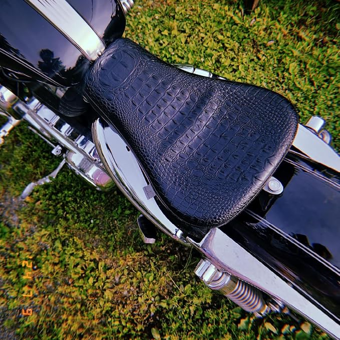 Black Crocodile Motorcycle Front Driver Solo Seat+Rear Passenger Pillion Pad for Sportster 48 72 Iron 883 XL883 Forty Eight XL1200 Seventy Two 1200