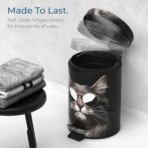 Sanilo Small Bathroom Trash Can with Lid [1.3 Gallon] - Lidded Tiny Trashcan for Garbage - Mini Metal Bin with Soft Closing Mechanism - Bath Room Accessoire Wastebin with Inner Bucket (Cool Cat)
