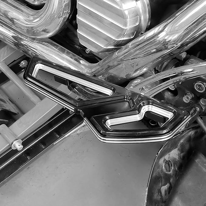 Driver Floorboards Rider Front Footboards Pedal Foot Peg Fit For Harley Touring Road King Road Glide Electra Glide Street Glide Softail Dyna Black base Chrome frame
