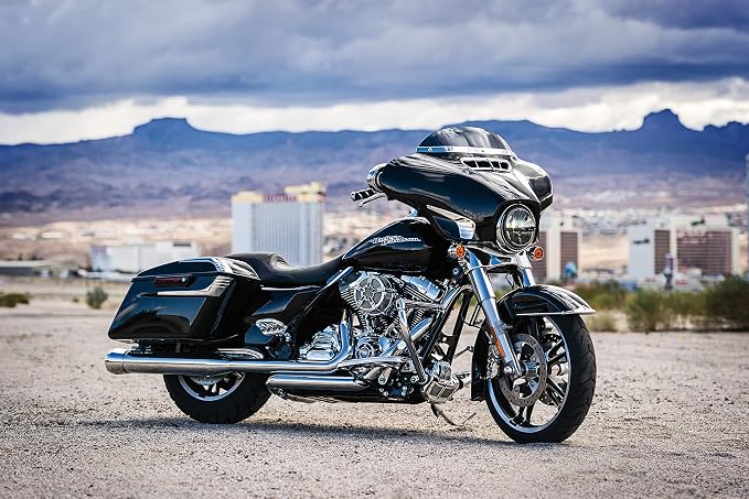 Kuryakyn 1387 Motorcycle Accessory: Smooth Windshield Trim for 2014-19 Harley-Davidson Motorcycles, Chrome